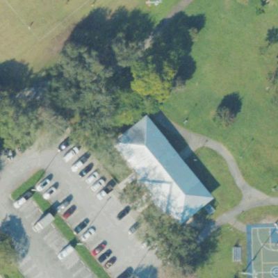 Aerial view of Bird Lakes Park