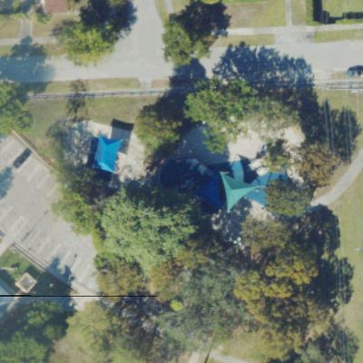 Aerial view of Colonial Drive Park