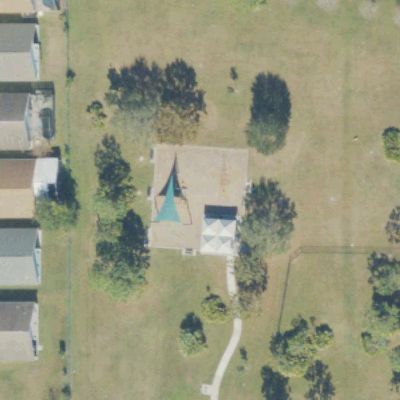 Aerial view of Lester Mandell Park