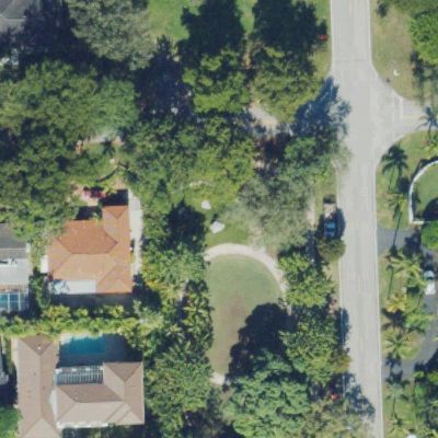 Aerial view of The Betsy Adams and City of Coral Gables Garden Club Park