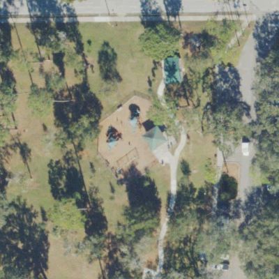 Aerial photo of Wadeview Park